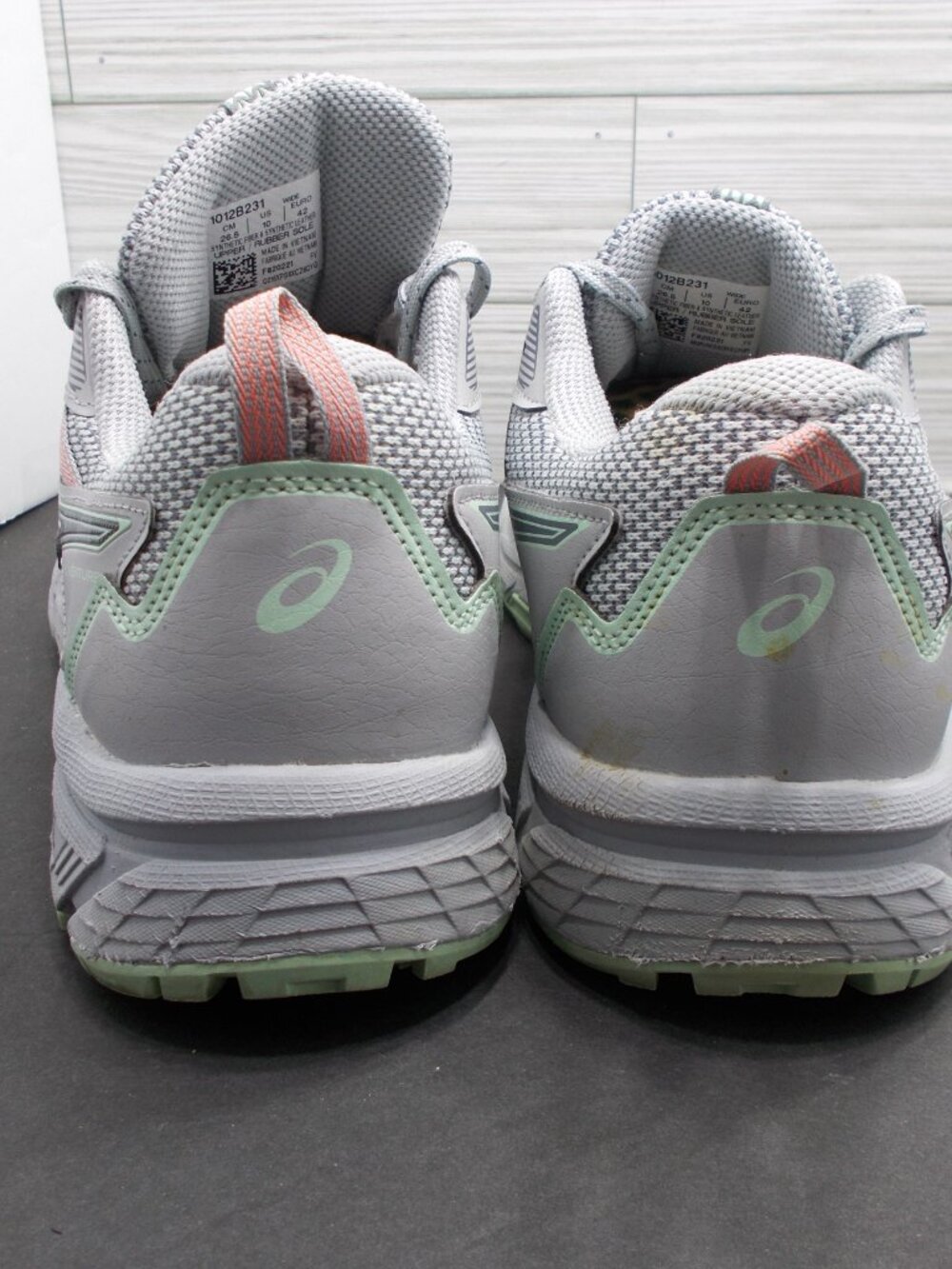ASICS Gel-Venture 8 Womens 10 Wide Grey Mint Green Trail Running Shoes 1012B231 - Picture 4 of 5